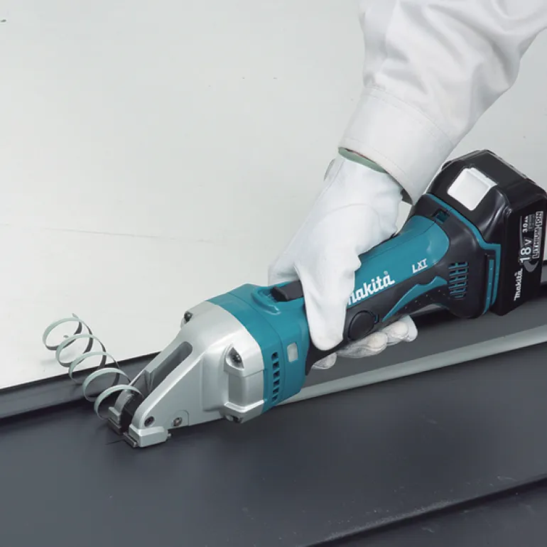 Makita DJS161RTJ Plåtsax 18V, komplett