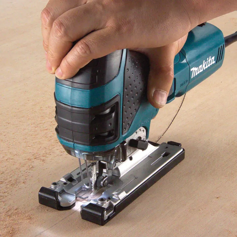 Makita Sticksåg 4351FCTJ